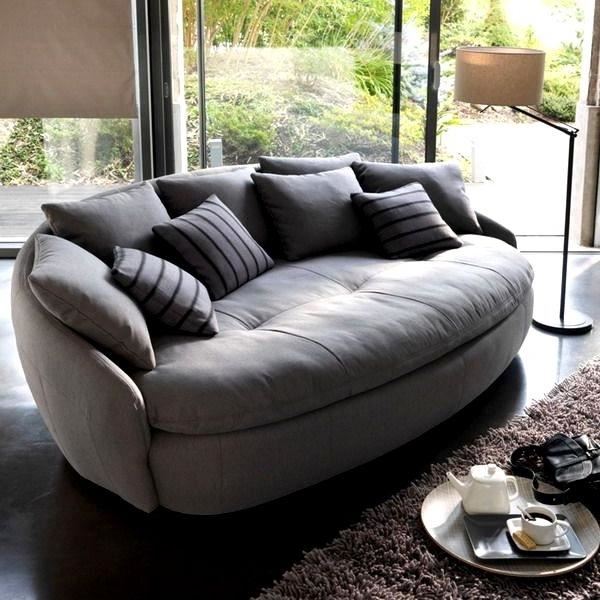 Фото текстильного круглого дивана