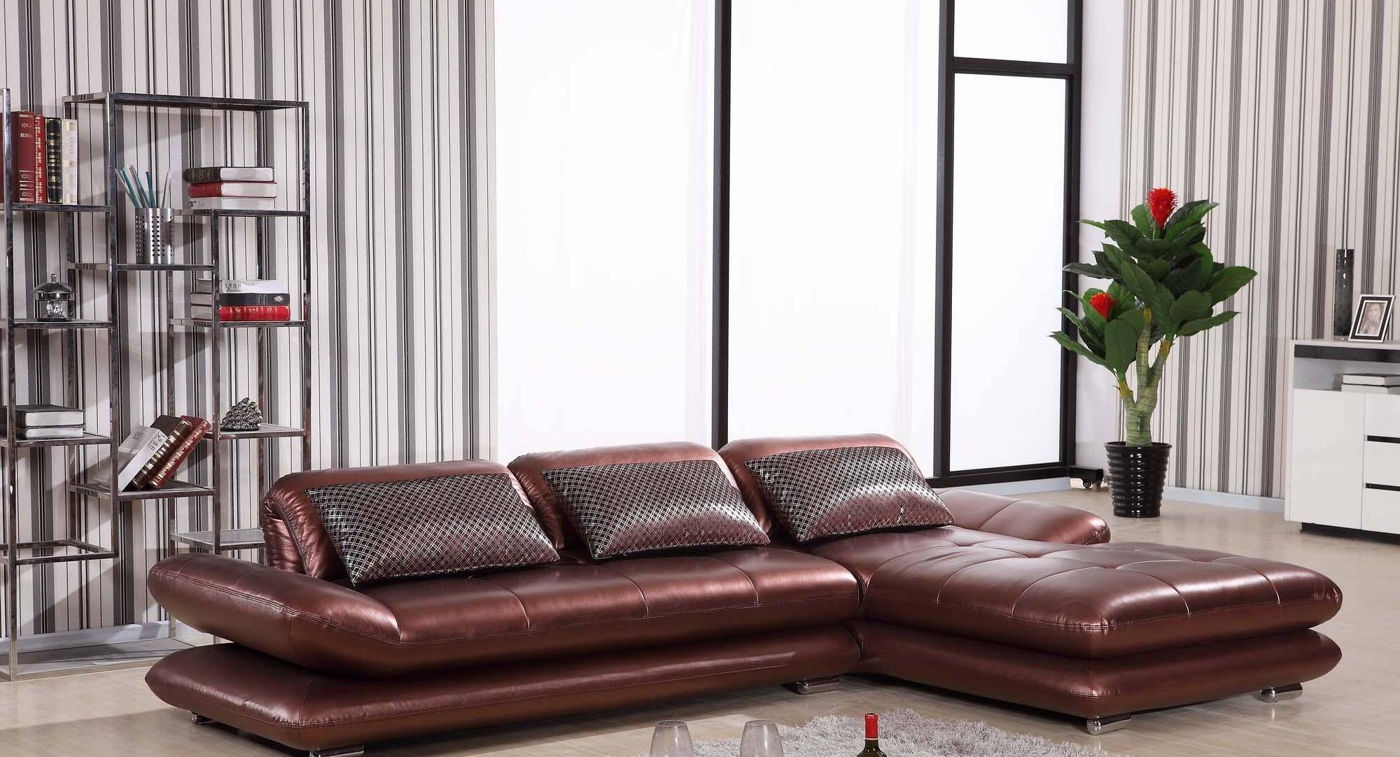 Угловой диван в интерьере гостиной (4)