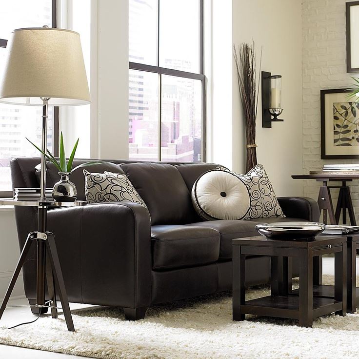 Коричневый диван в интерьере (14)