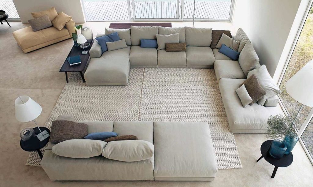 Модульный диван в гостиной | Виды, правила выбора и размещения в ...