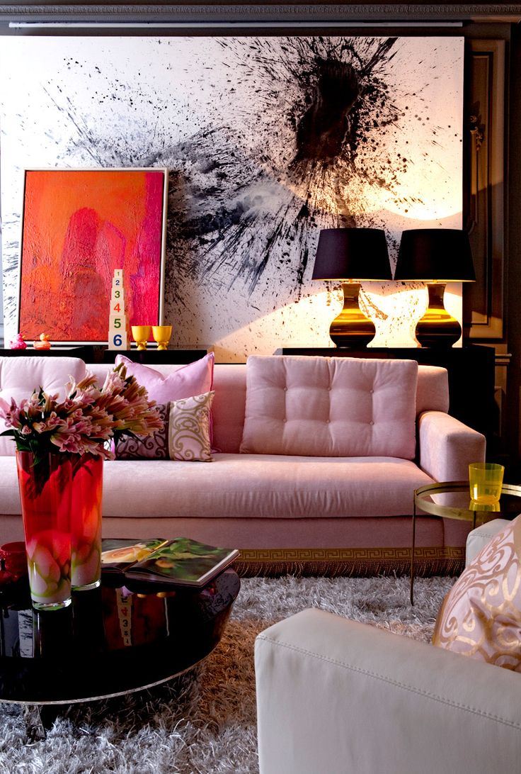 Розовый диван (48)