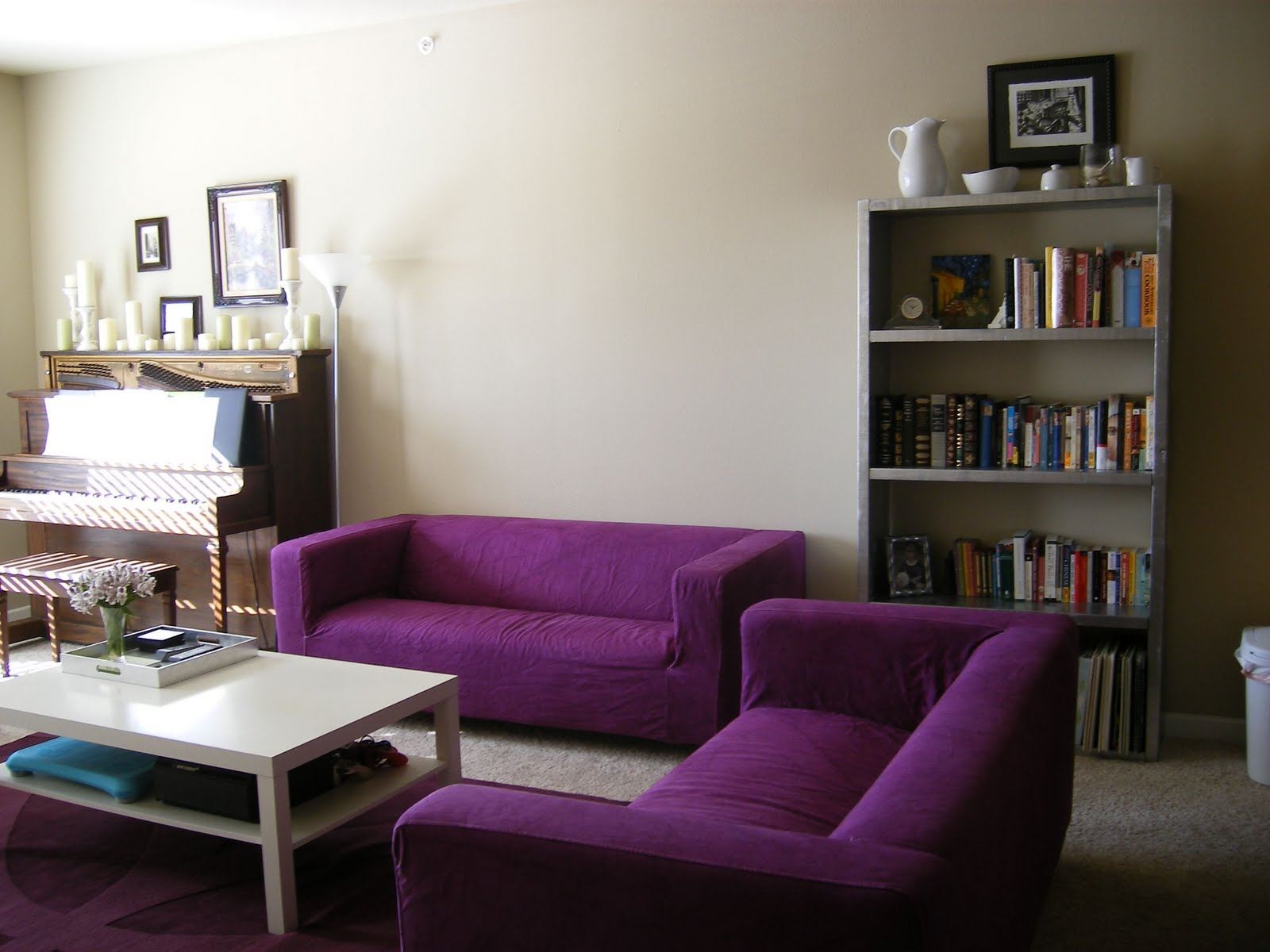 Фиолетовый диван (5)