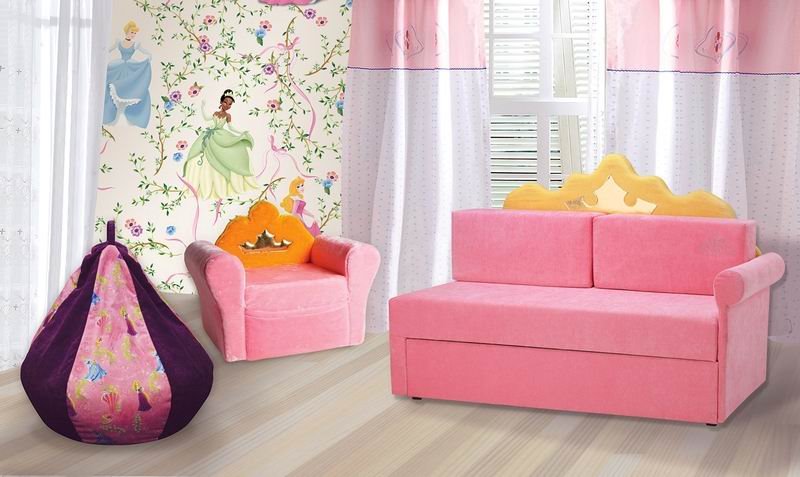 Розовый выдвижной диван-кровать для девочки
