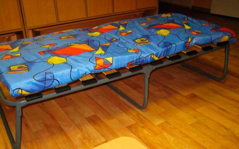 Кровать раскладушка для ребенка